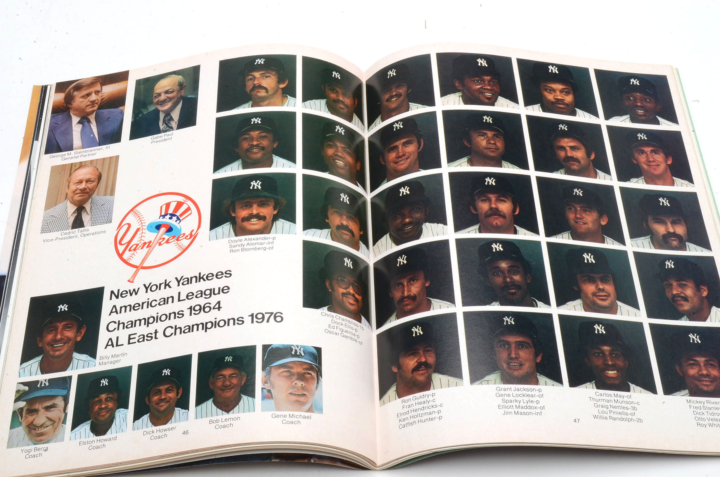 1975-1976 World Series Baseball Programs and Ceramic Mug