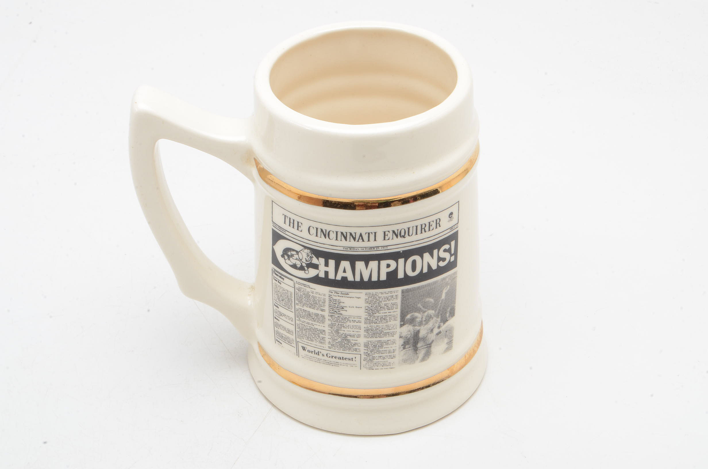 1975-1976 World Series Baseball Programs and Ceramic Mug