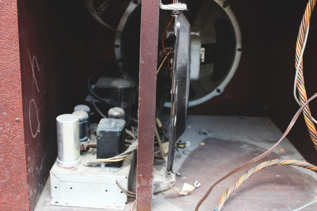 RCA Victor Radio-Phonograph Console by Victrola Model 612V3