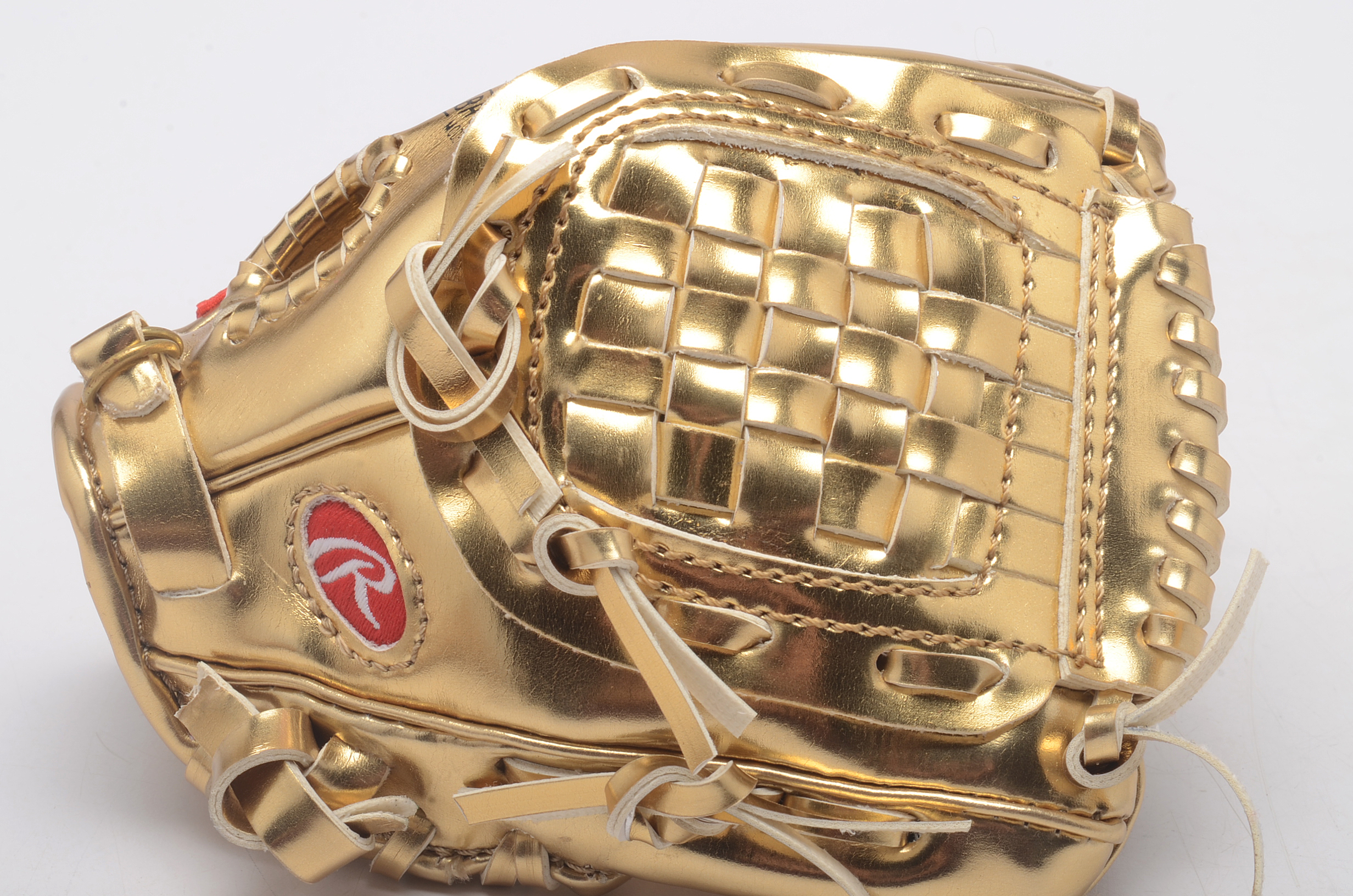 Frank Robinson Signed Gold Glove  COA