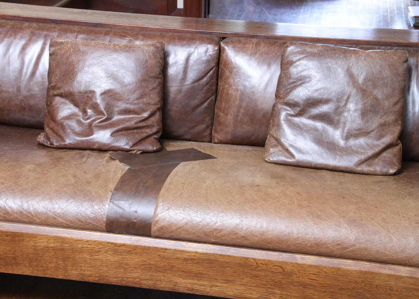 Mission Style Oak Sofa