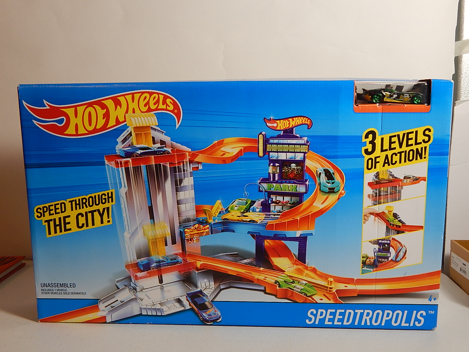 Hot Wheels Cars with Five Treasure Hunt Cars