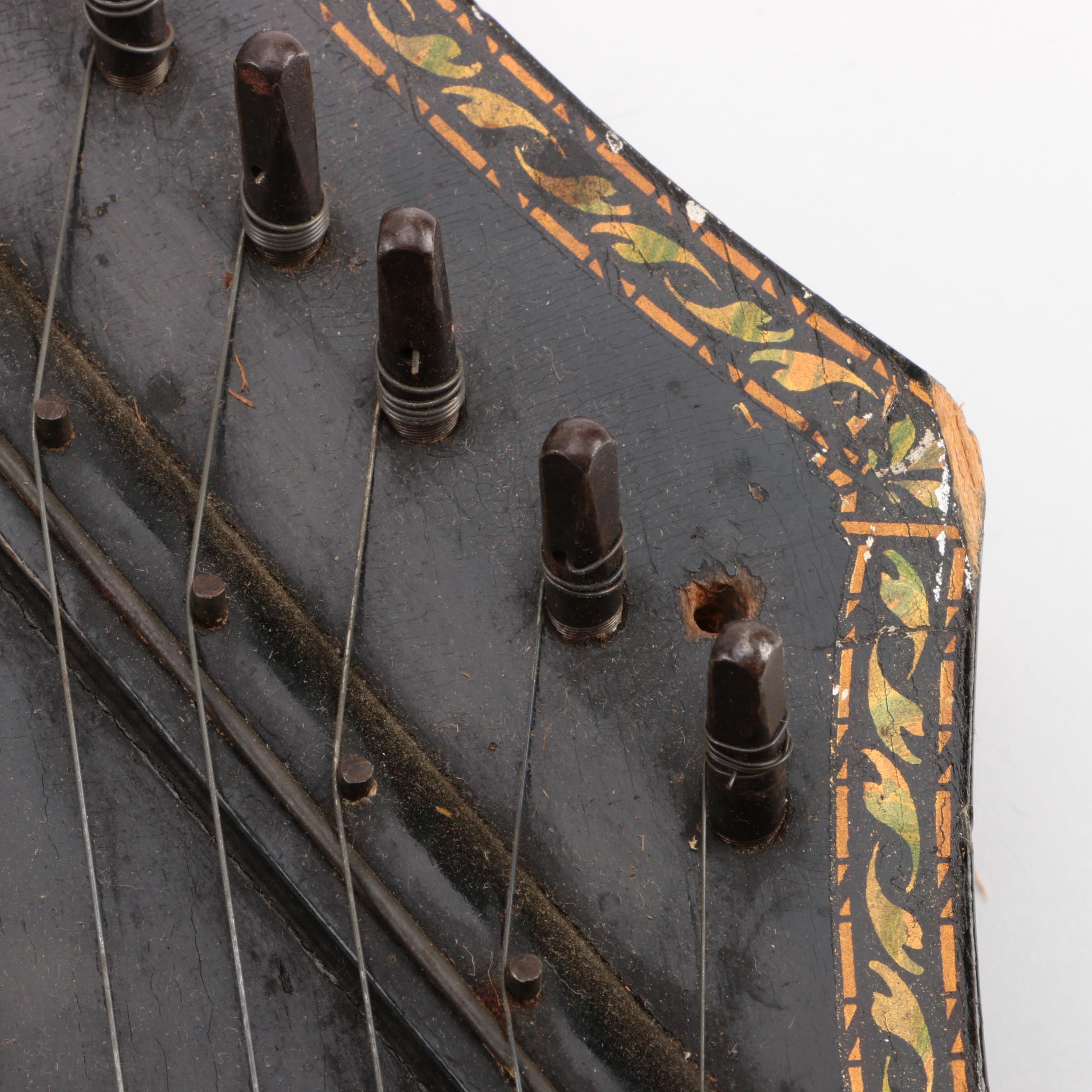 Antique Menzenhauer's Guitar-Zither No. 2 1/2