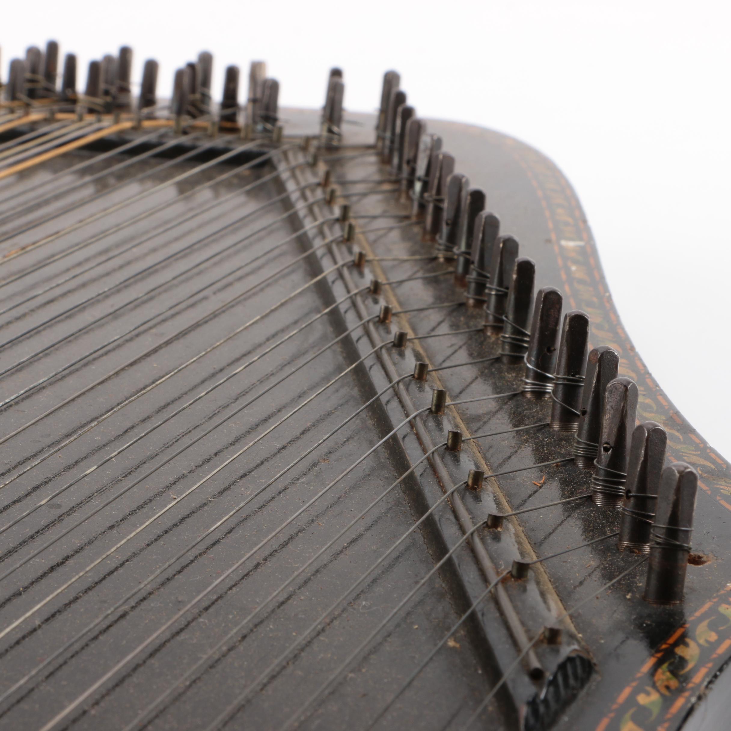 Antique Menzenhauer's Guitar-Zither No. 2 1/2