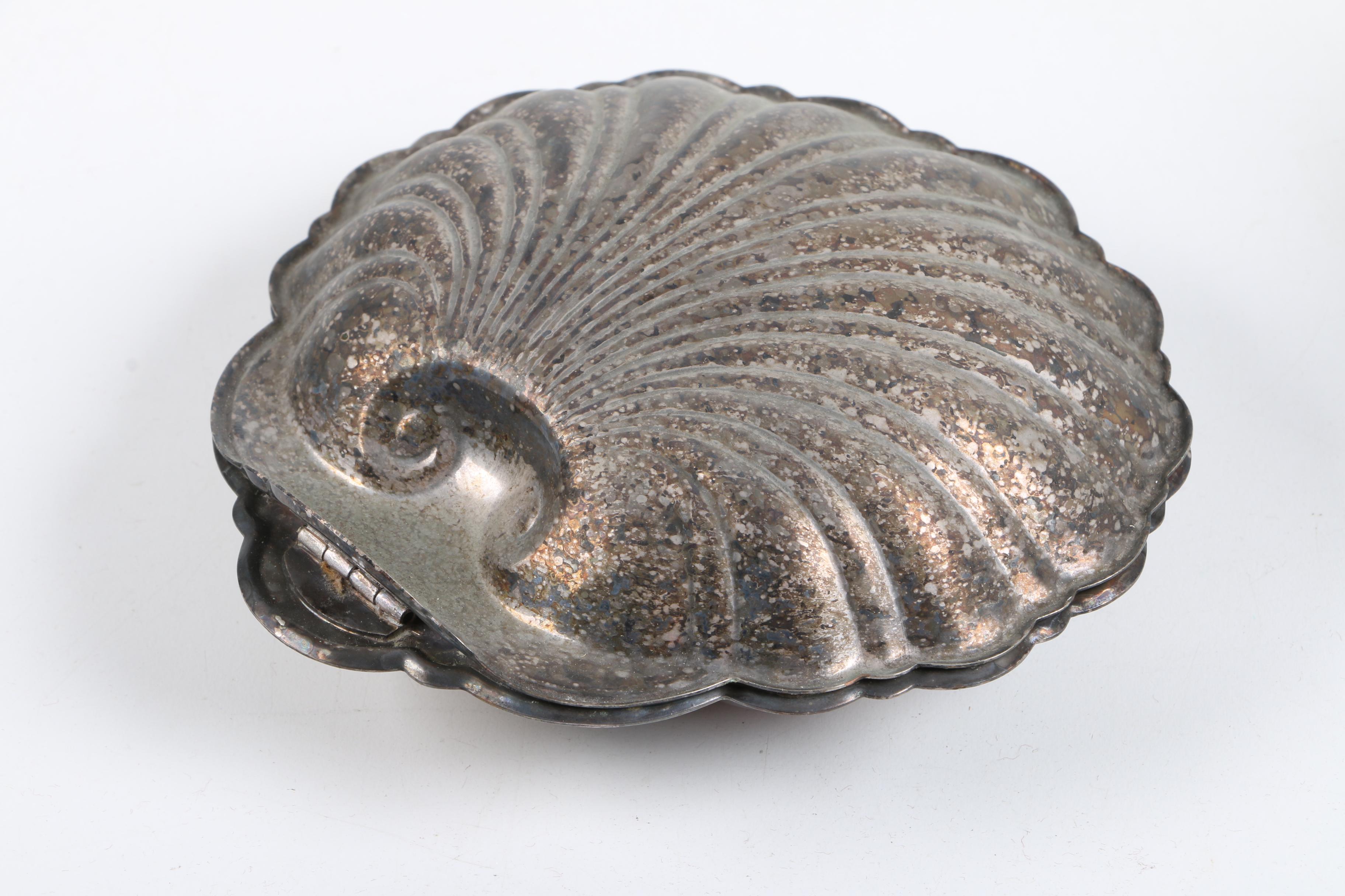 Pewter and Other Metal Tableware