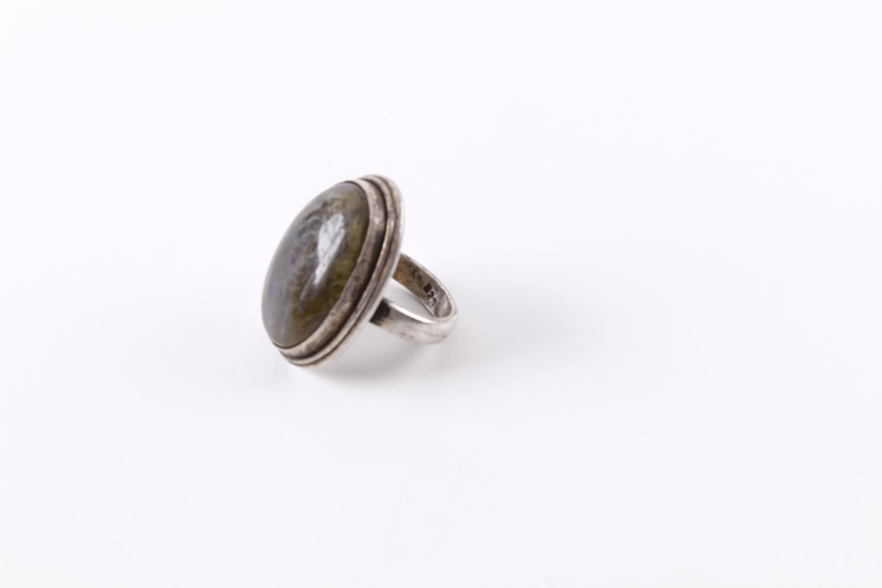 Sterling Silver Labradorite Ring