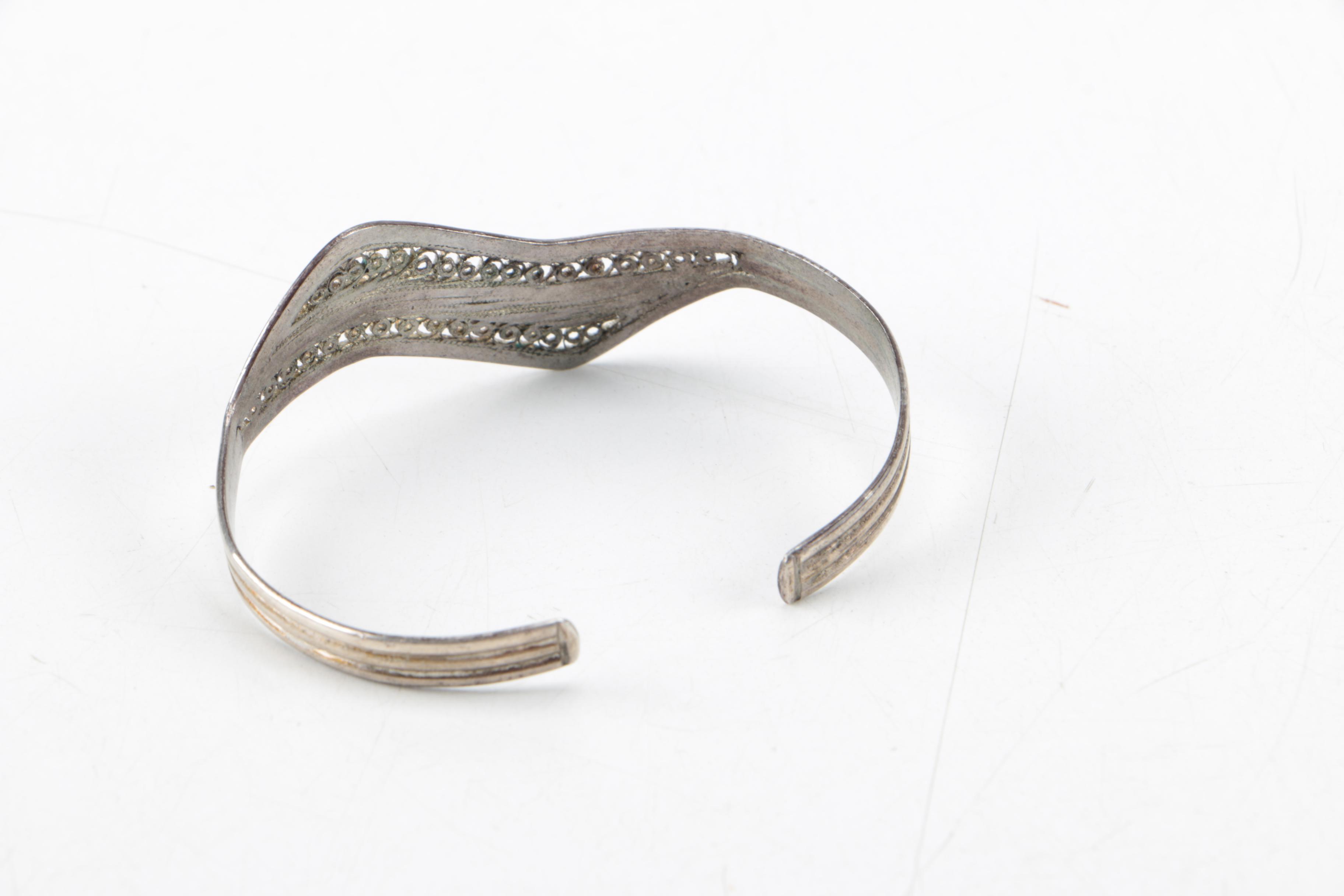 Assortment of Sterling Silver Jewelry