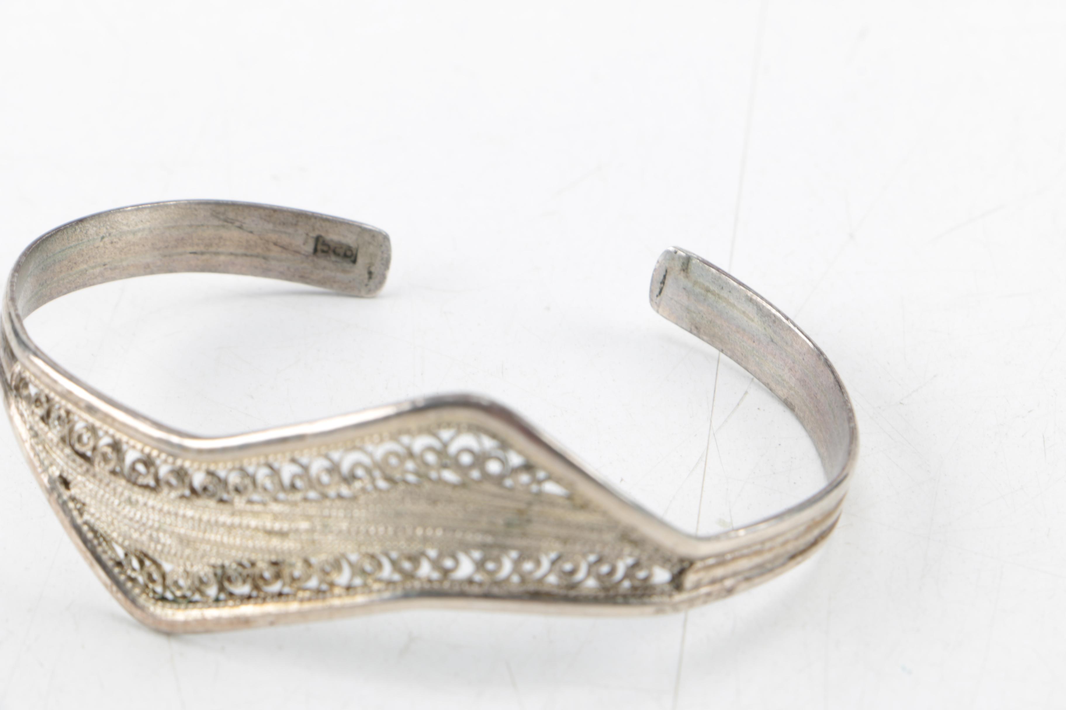 Assortment of Sterling Silver Jewelry