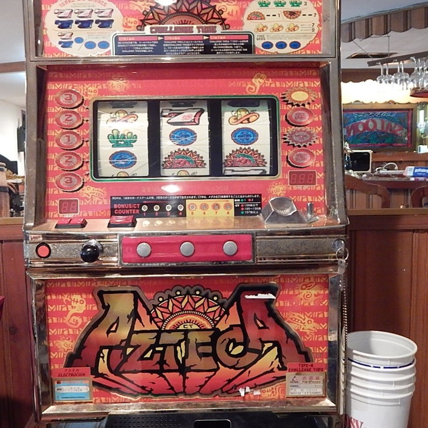 Azteca Slot Machine