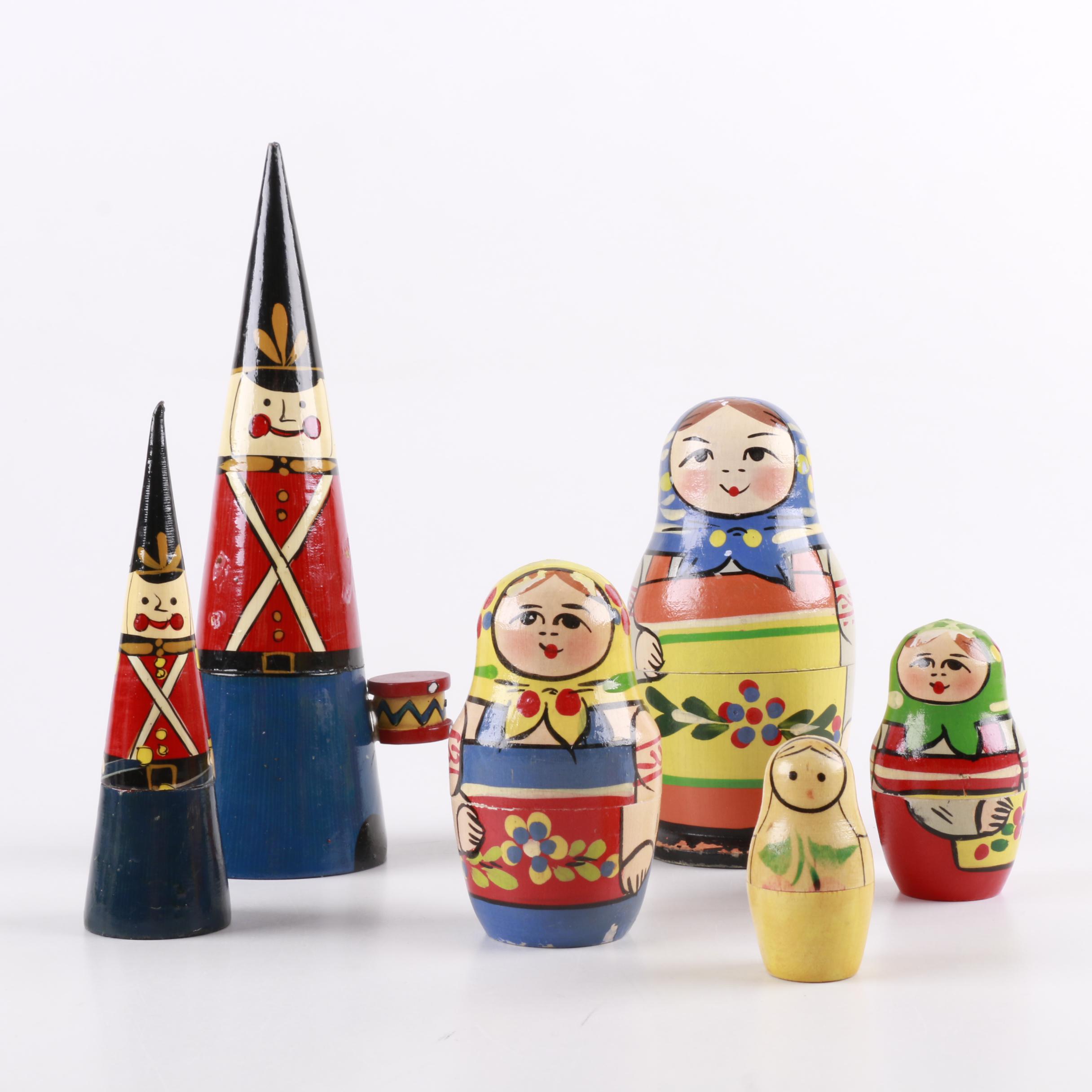 Russian Matryoshka Nesting Dolls