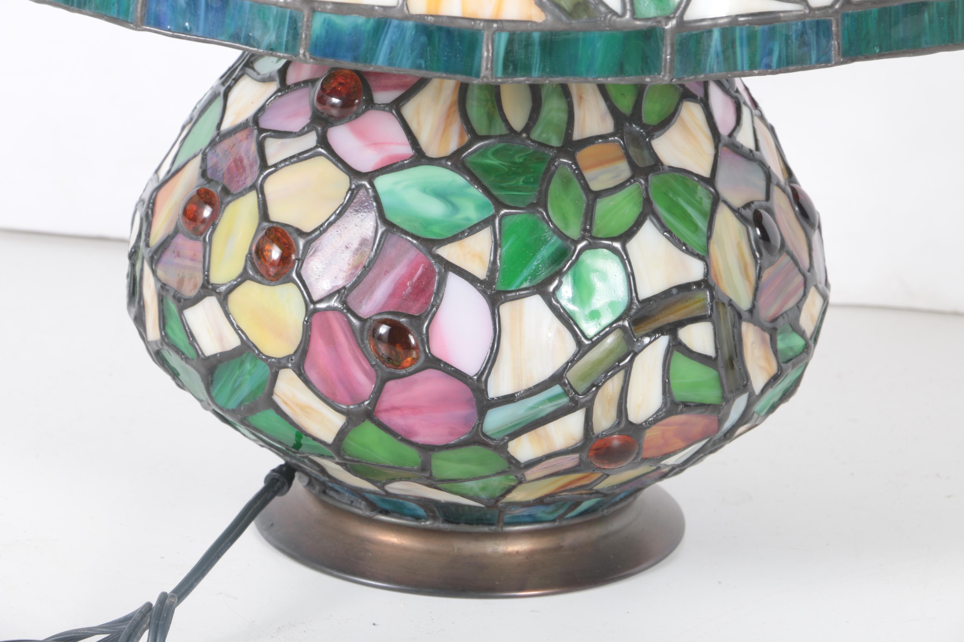 Tiffany Style Slag Glass Table Lamp