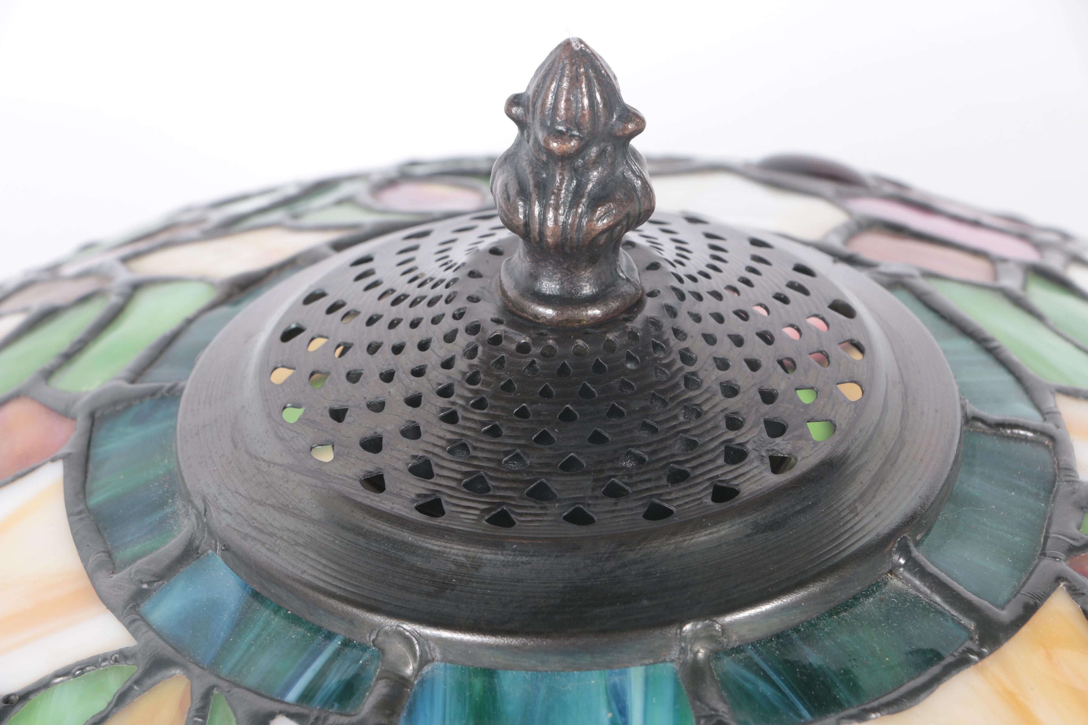 Tiffany Style Slag Glass Table Lamp