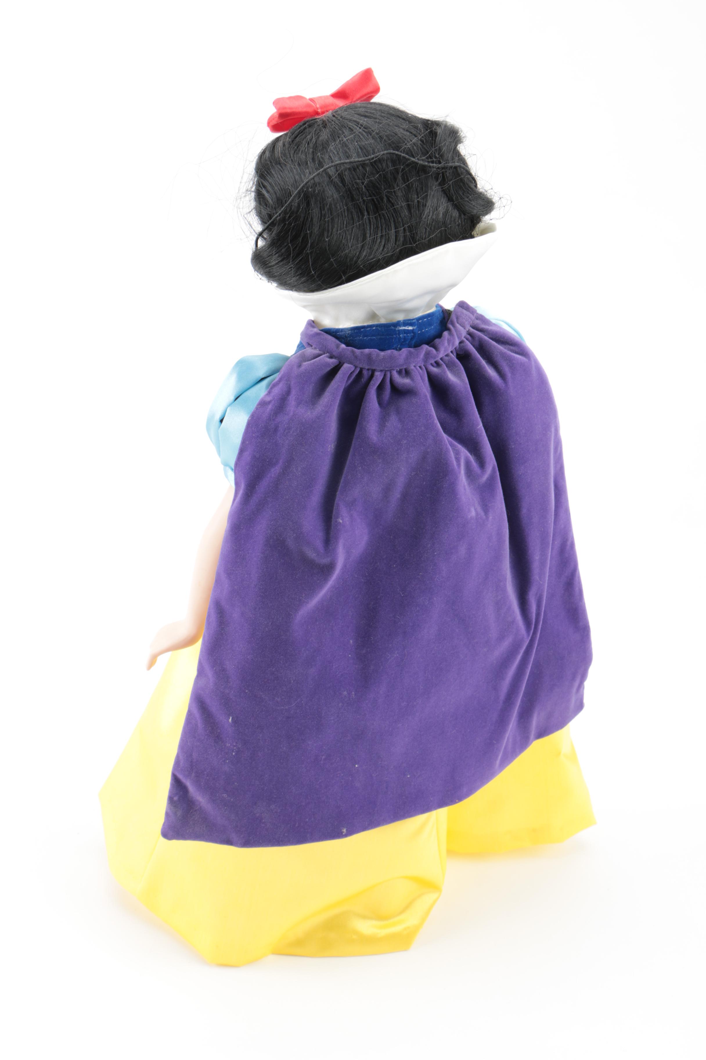 1987 The Disney Collection "Snow White" Golden Anniversary Doll