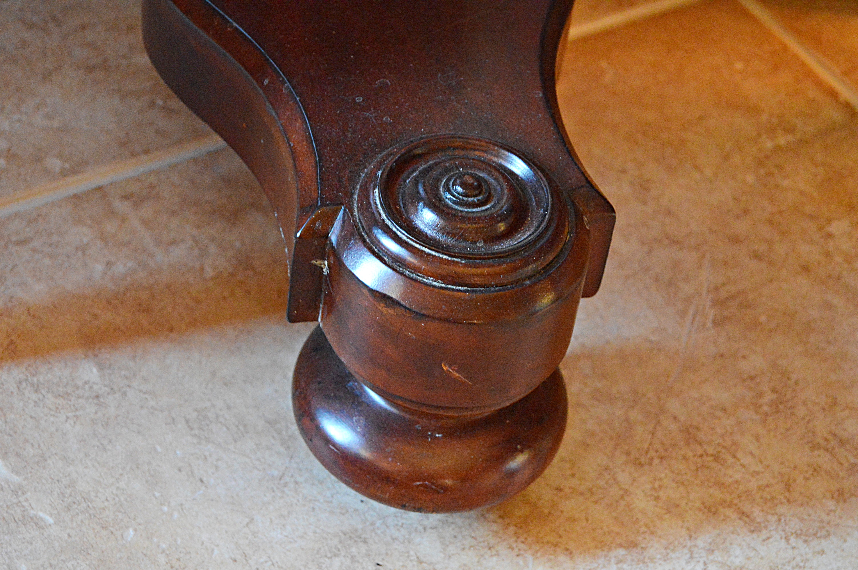 Ethan Allen Wicker and Wood Dining Set with Round Pedestal Table and Four Chairs