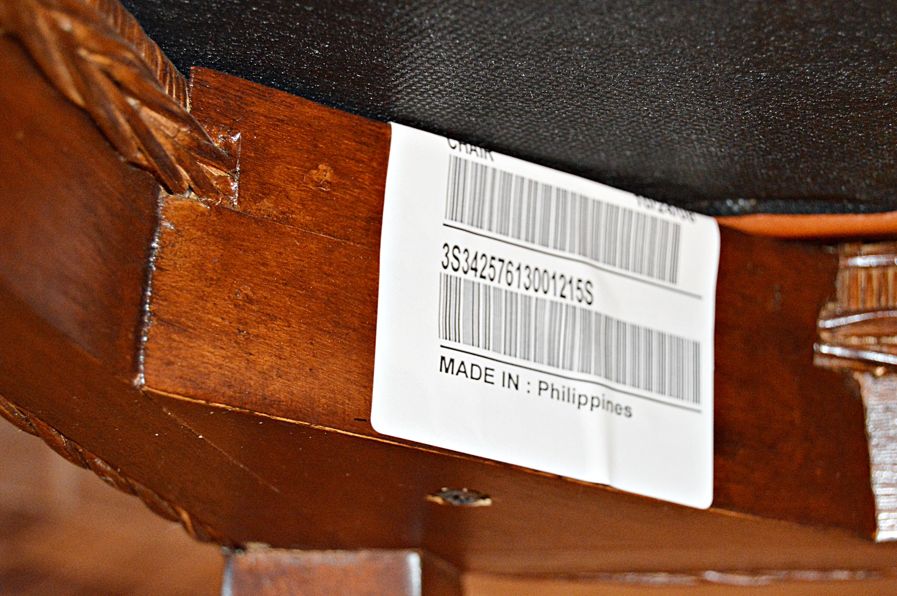 Ethan Allen Wicker and Wood Dining Set with Round Pedestal Table and Four Chairs