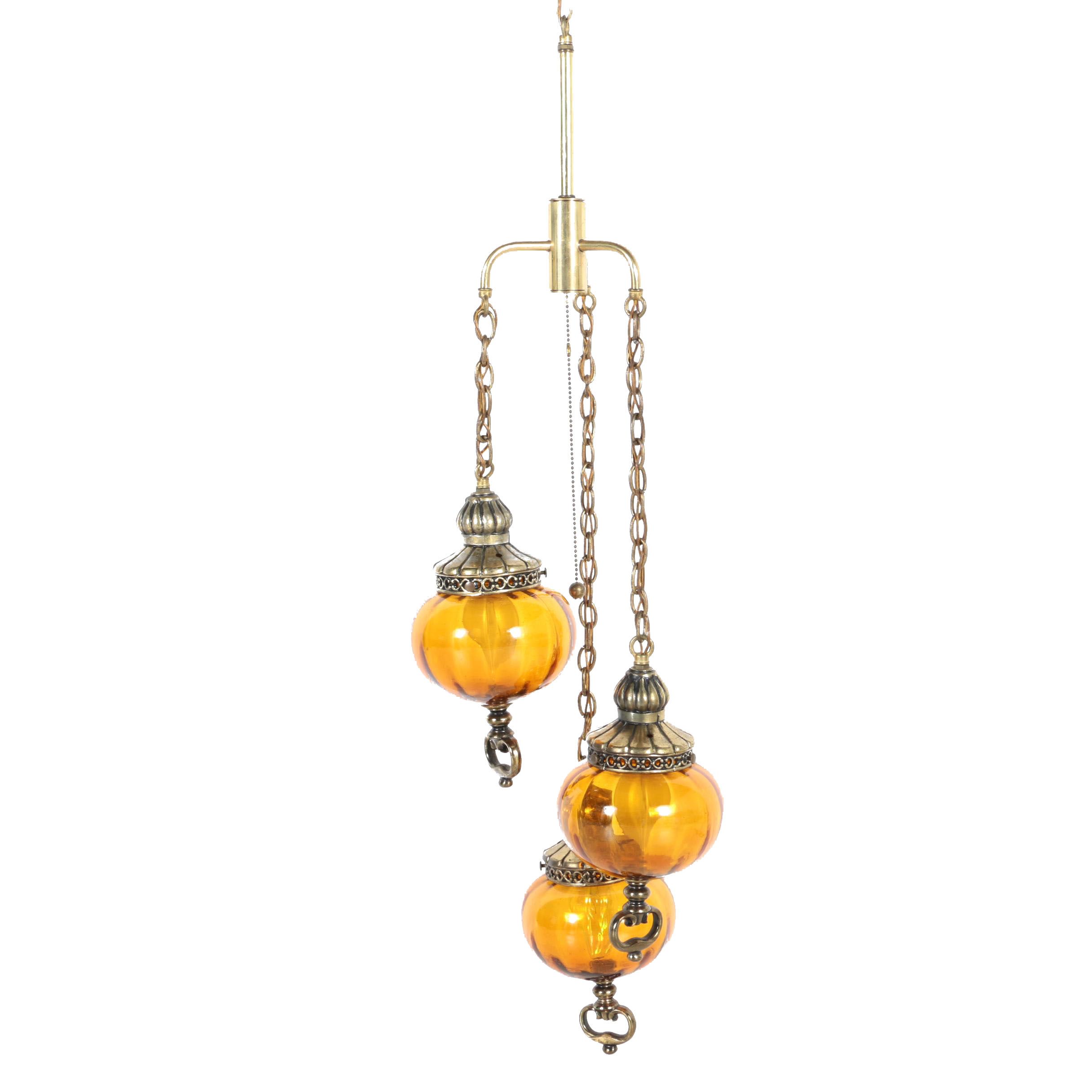 Vintage Three-Pendant Hanging Light Fixture