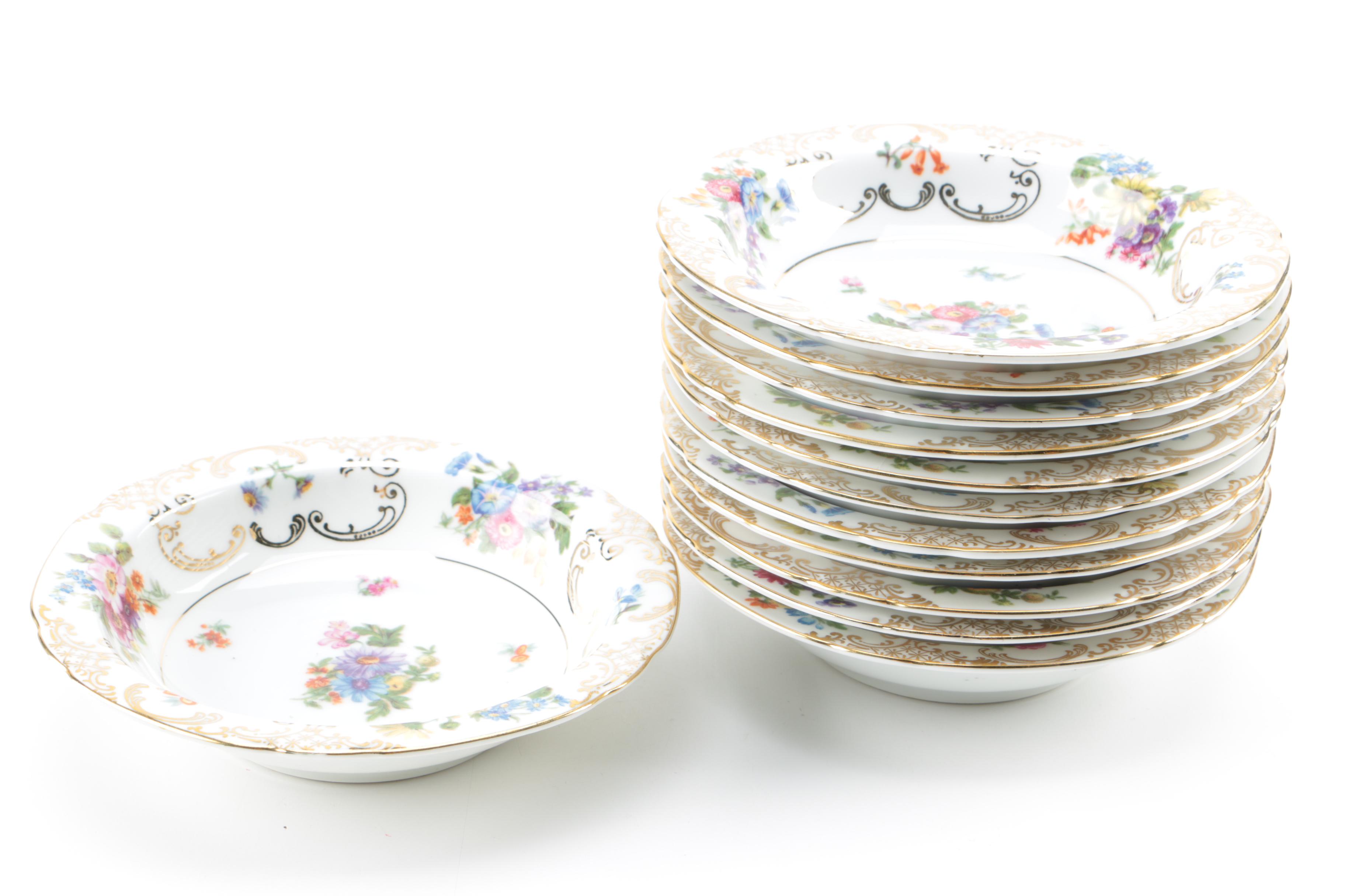 Victoria Czechoslovakia Porcelain Dinnerware