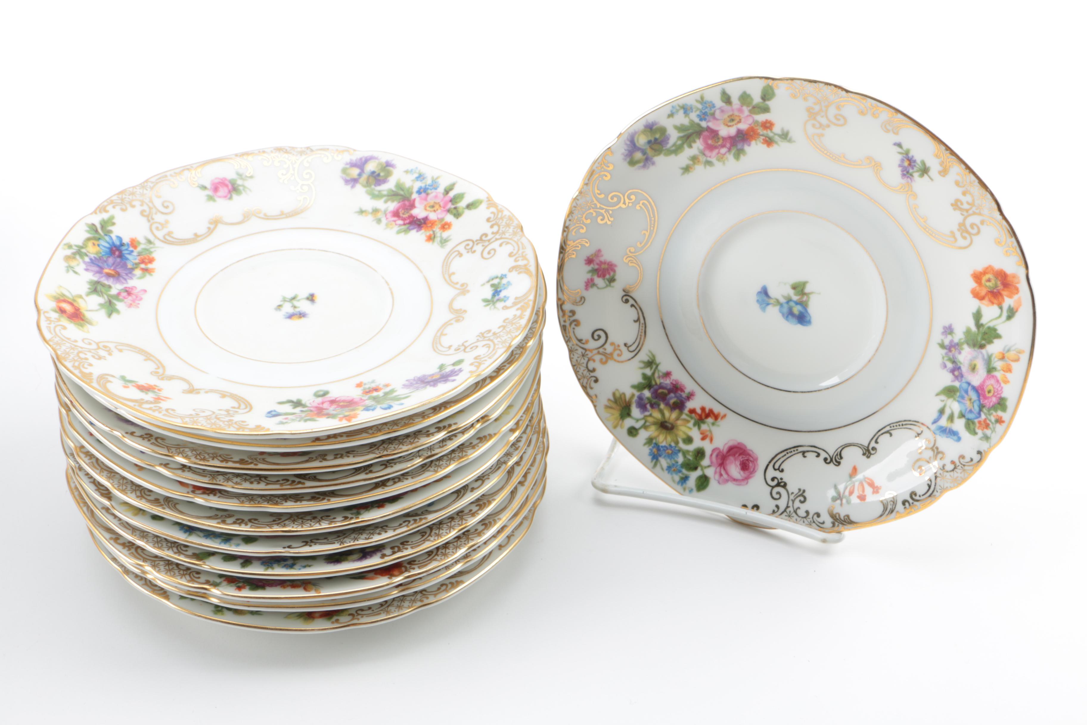 Victoria Czechoslovakia Porcelain Dinnerware
