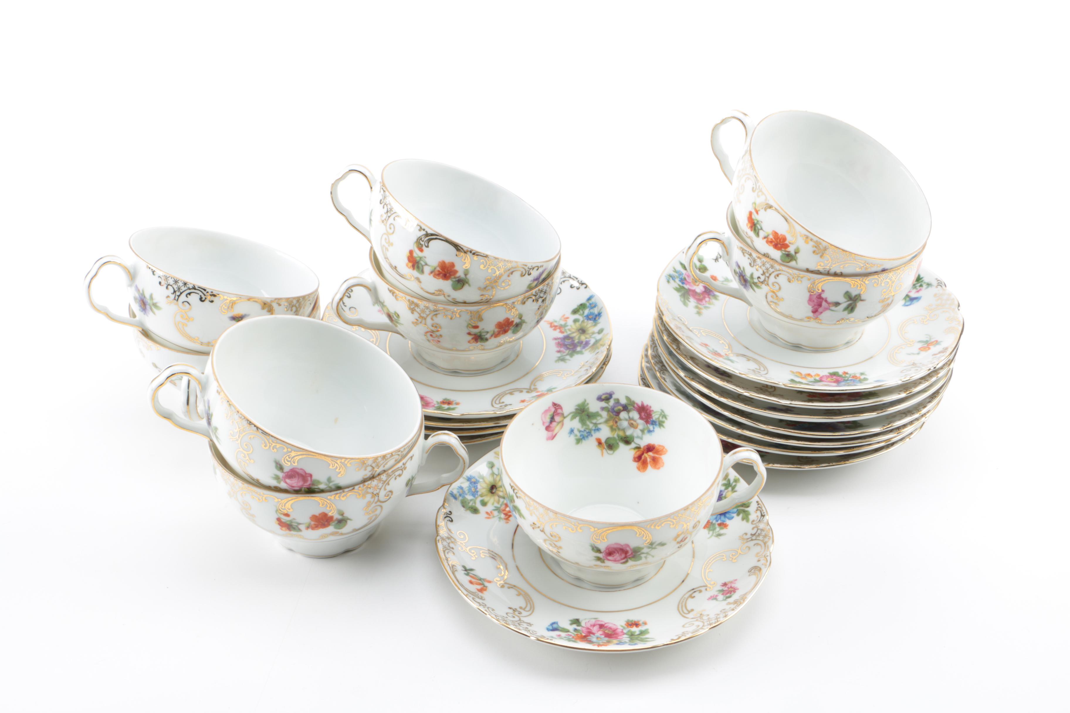 Victoria Czechoslovakia Porcelain Dinnerware