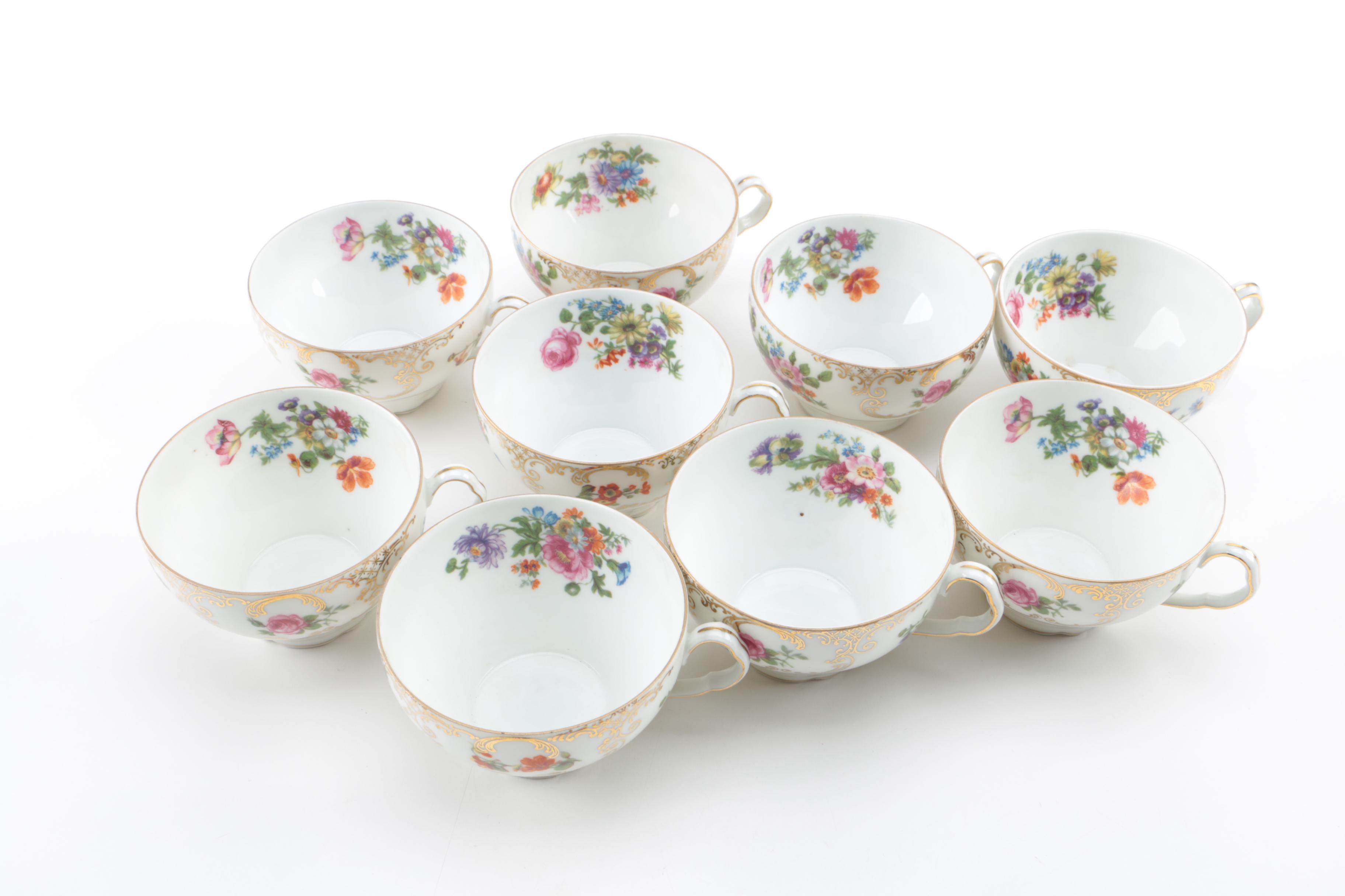 Victoria Czechoslovakia Porcelain Dinnerware