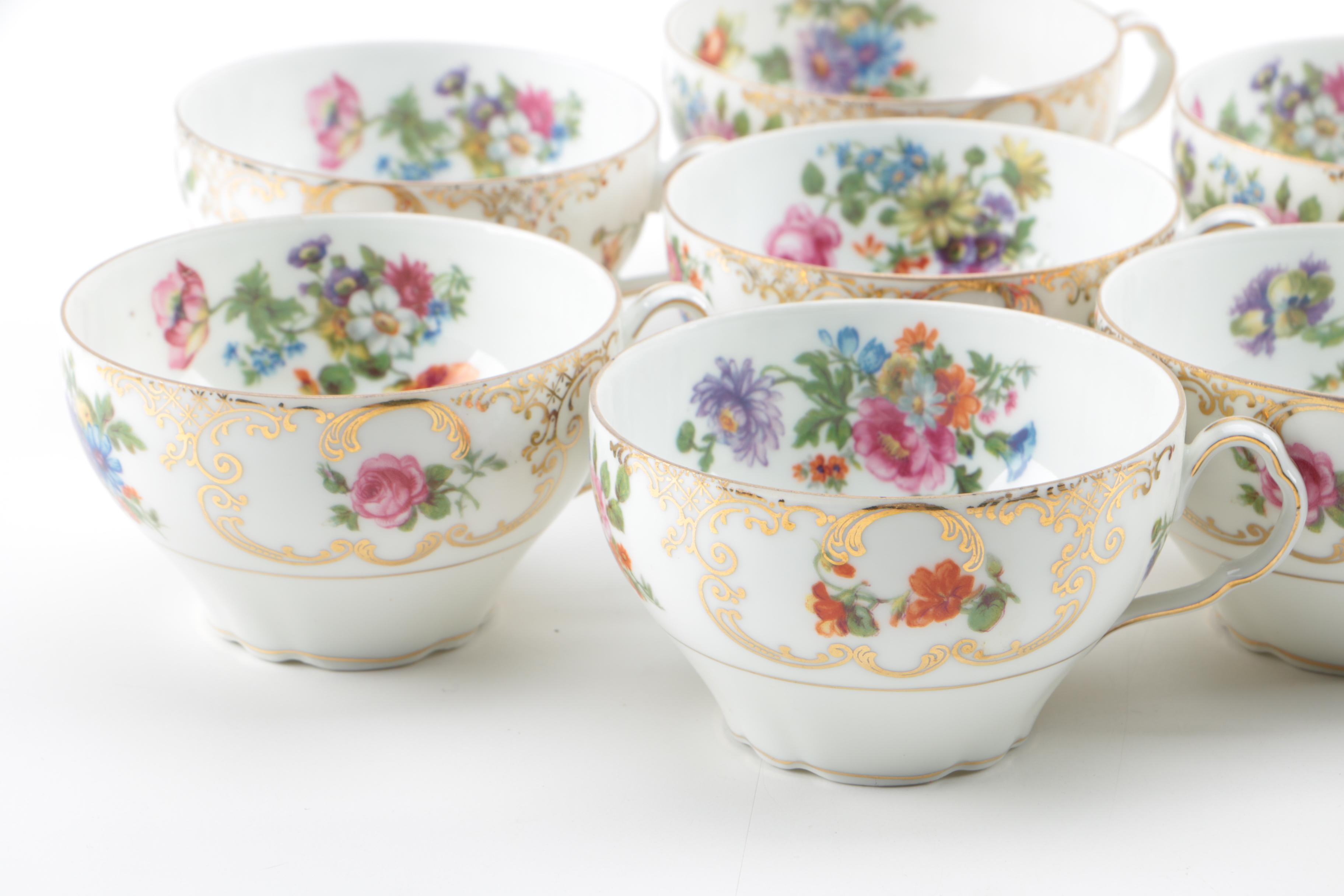 Victoria Czechoslovakia Porcelain Dinnerware