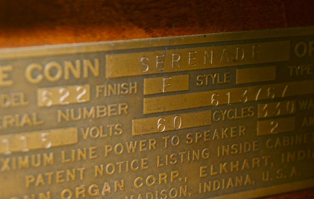 Conn Serenade Electronic Organ, Model 622 and Bench