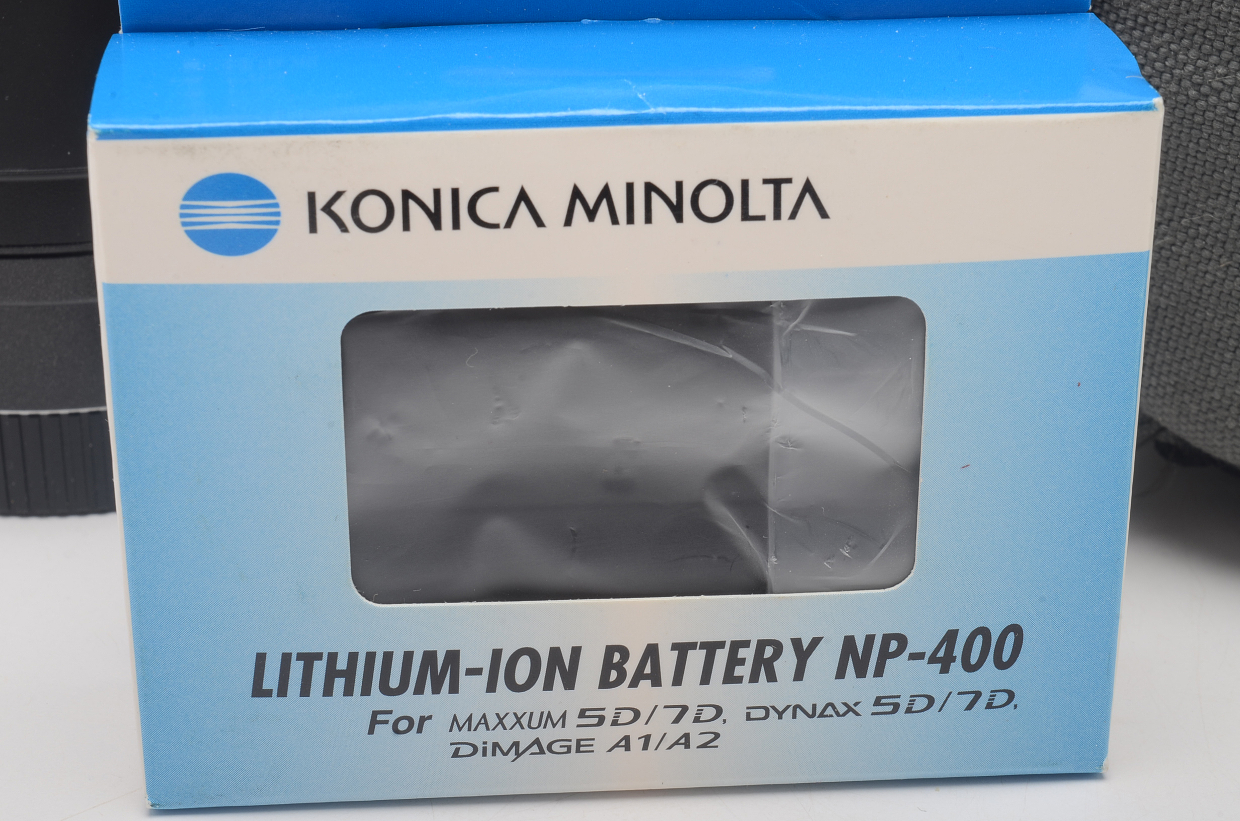 Konica Minolta Dynax Maxxum 5D Digital SLR Camera