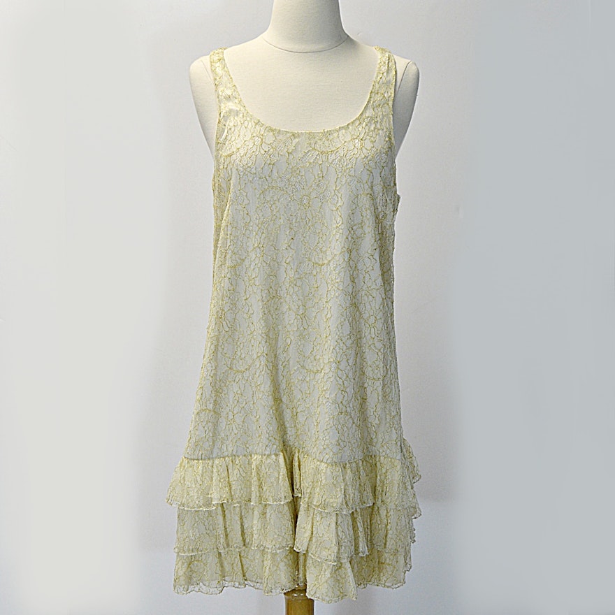Alice + Olivia Tiered Lace Dress