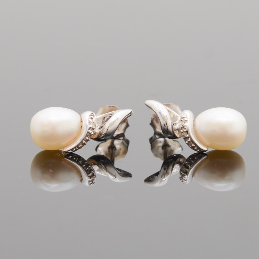 14K White Gold Freshwater Pearl and Diamond Earrings