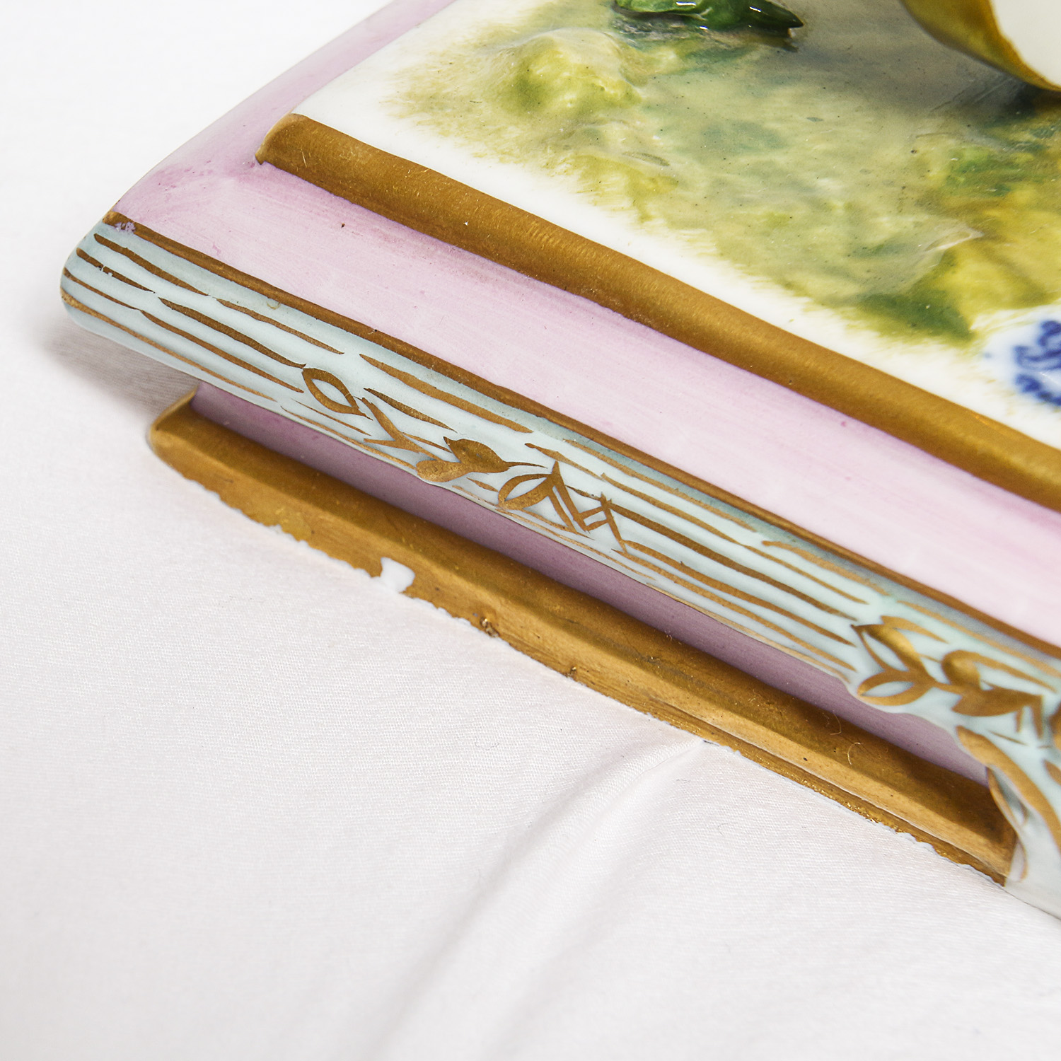 Antique Porcelain Rudolstadt Volkstedt Horse and Carriage Figurine