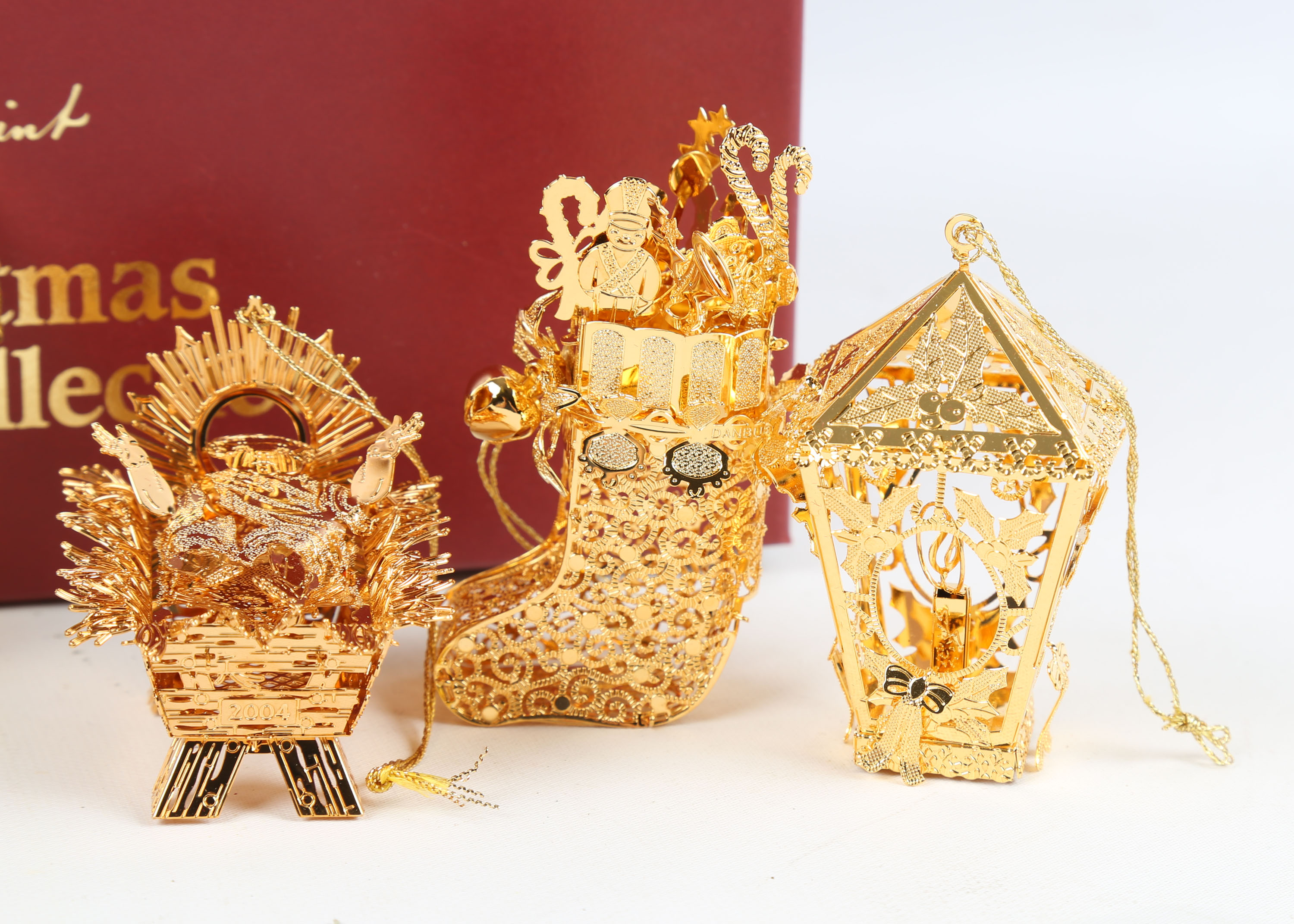 The Danbury Mint 2002 Christmas Ornament Collection