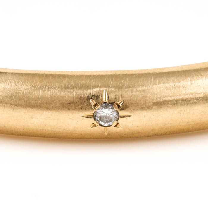 14K Yellow Gold Diamond Hinged Bangle