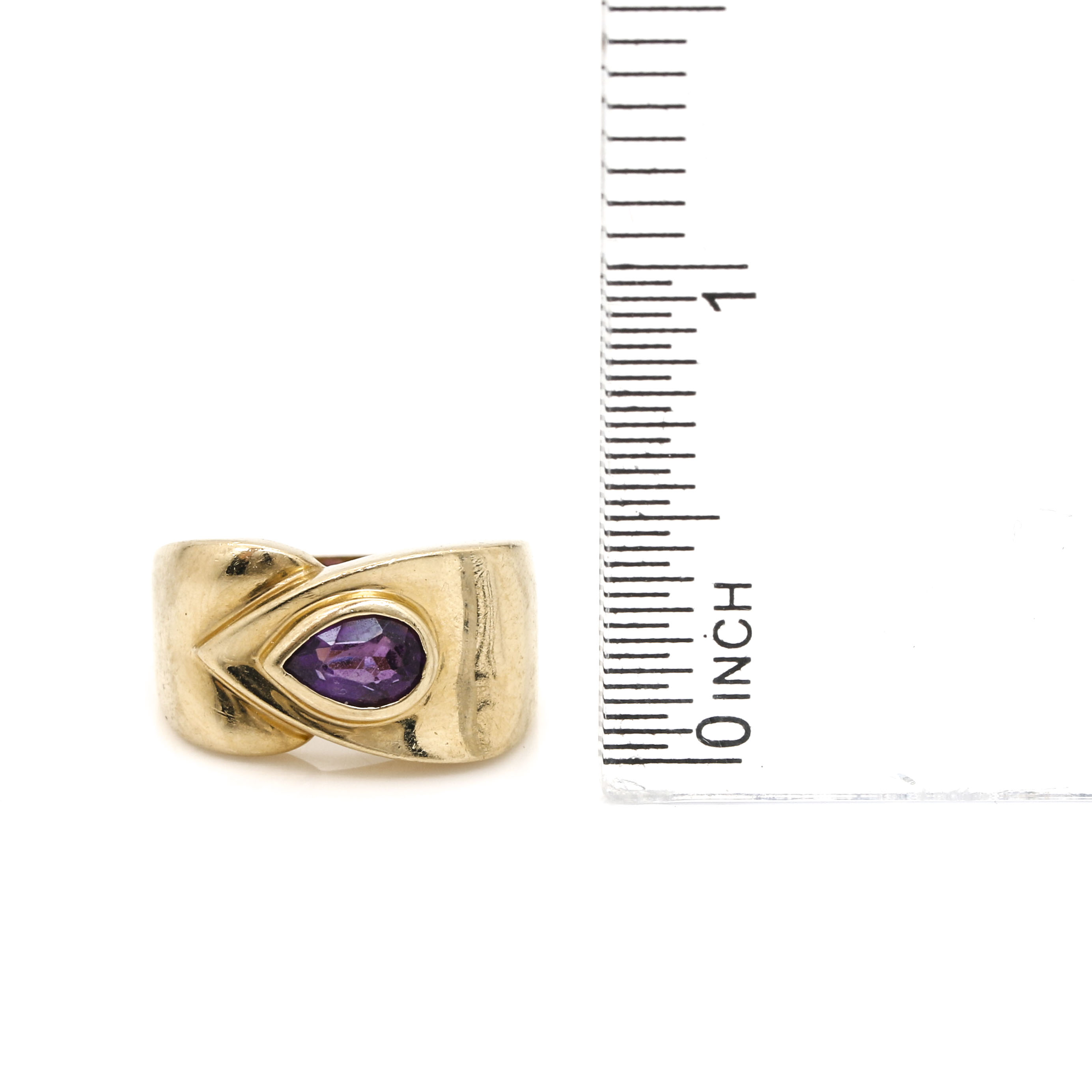 14K Yellow Gold Amethyst Ring
