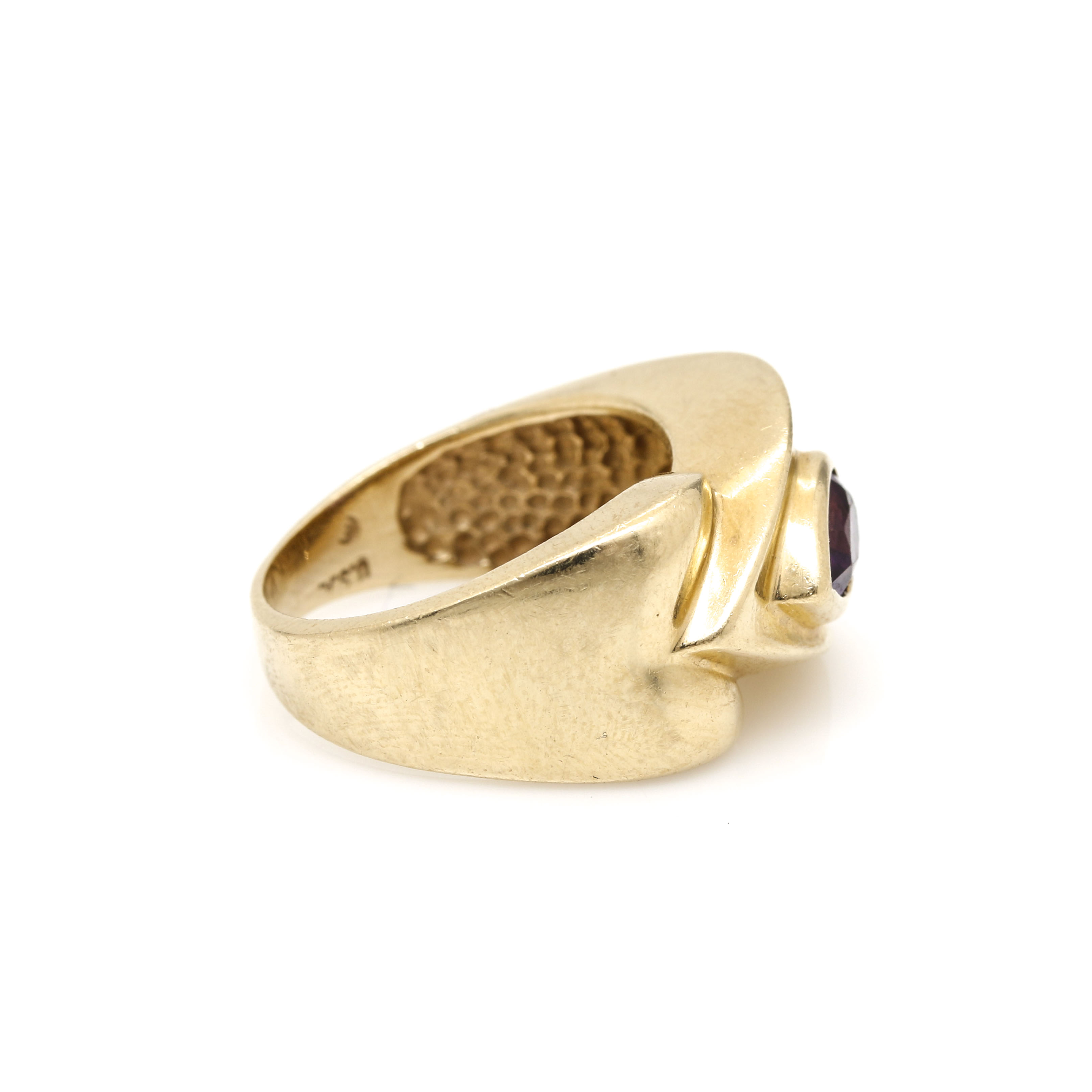 14K Yellow Gold Amethyst Ring