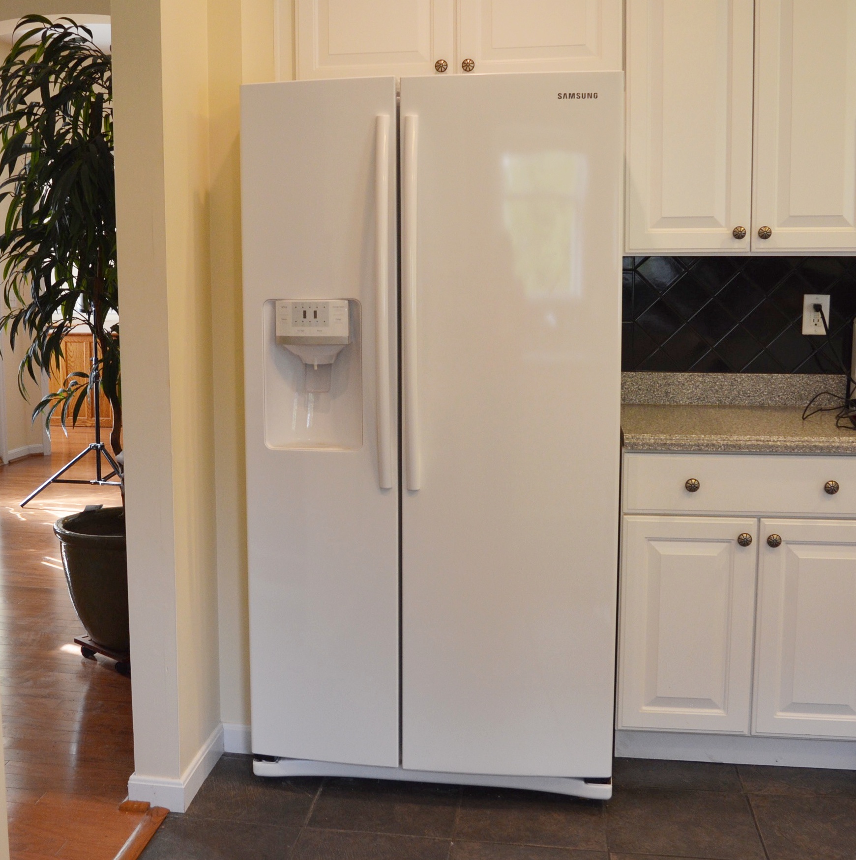 Samsung White Side by Side Refrigerator Freezer