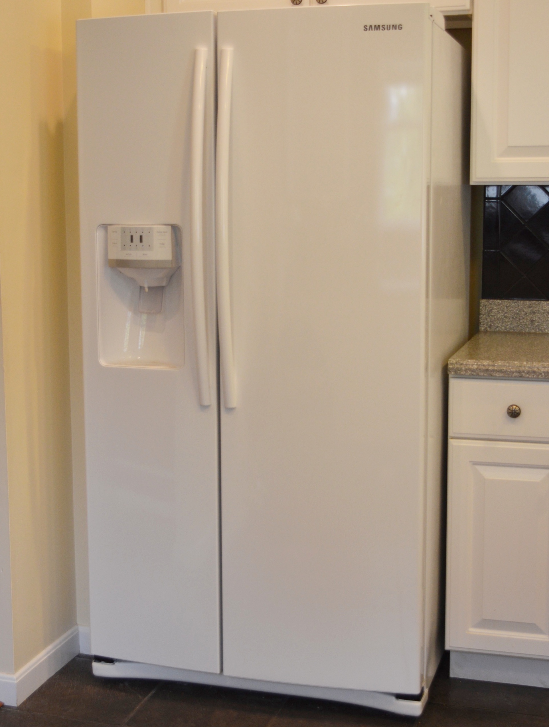 Samsung White Side by Side Refrigerator Freezer