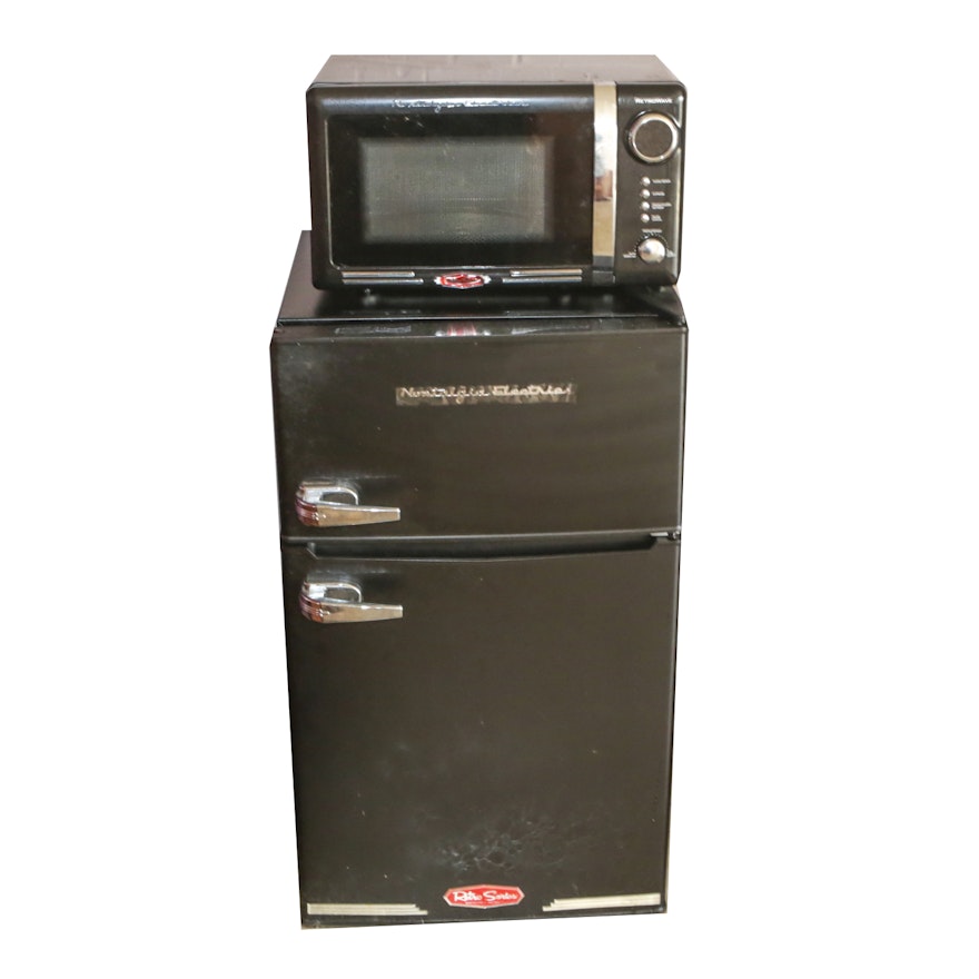 Nostalgia Electric Retro Series Microwave and Mini Refrigerator