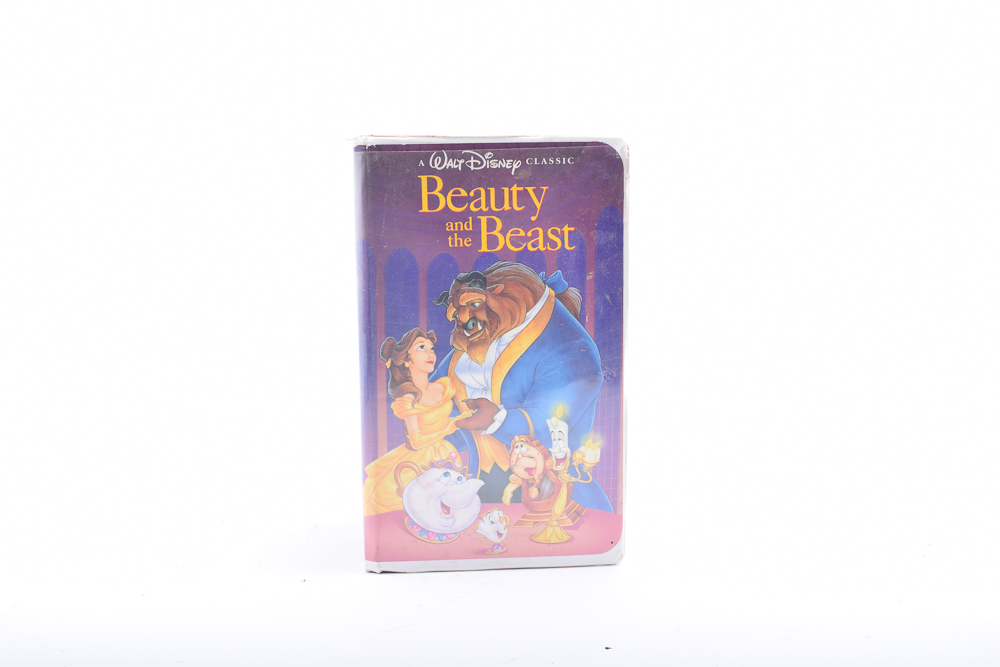 "Aladdin" "Peter Pan" and More Disney Movie Black Diamond VHS Tapes