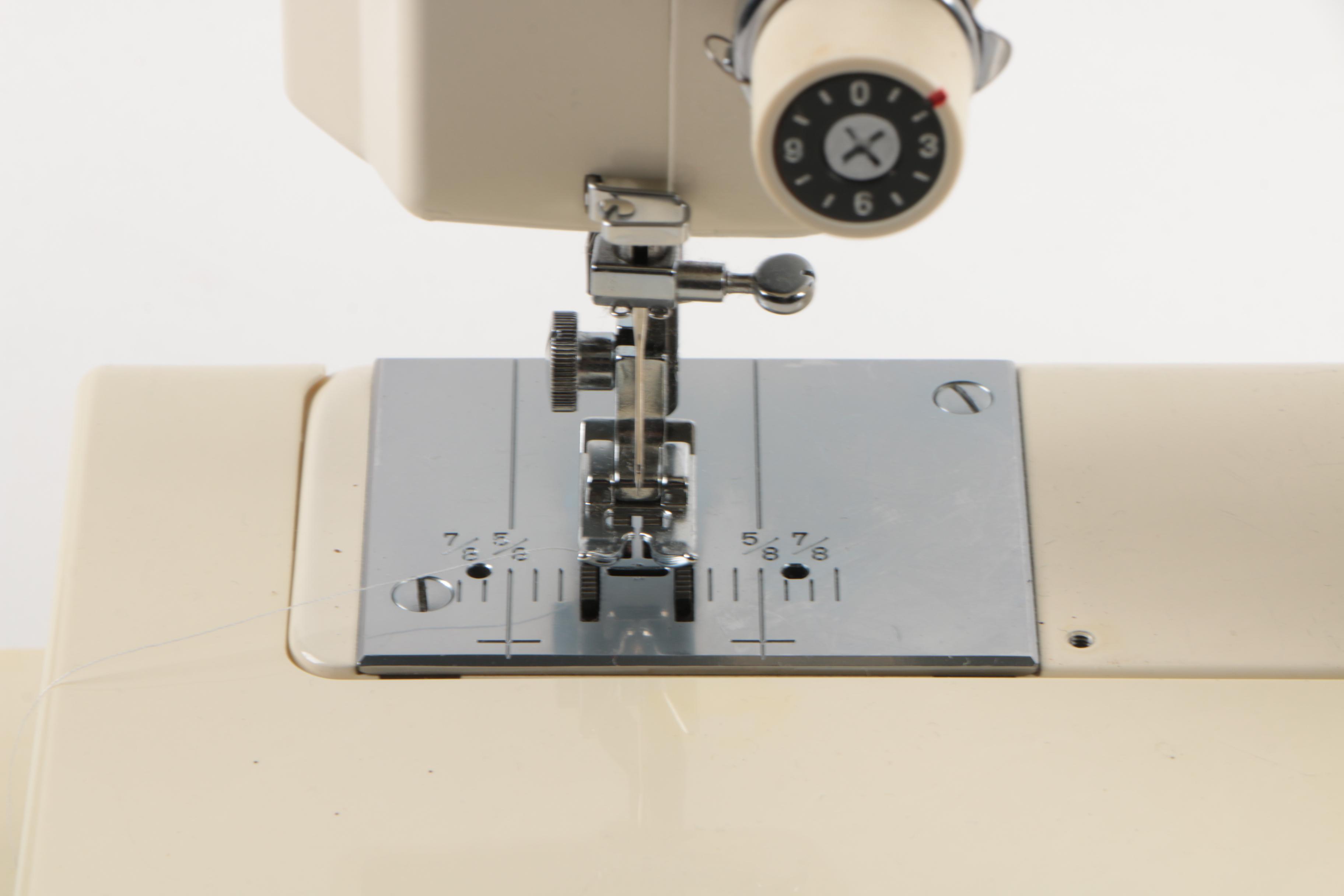 Kenmore Ultra-Stitch 12 Sewing Machine