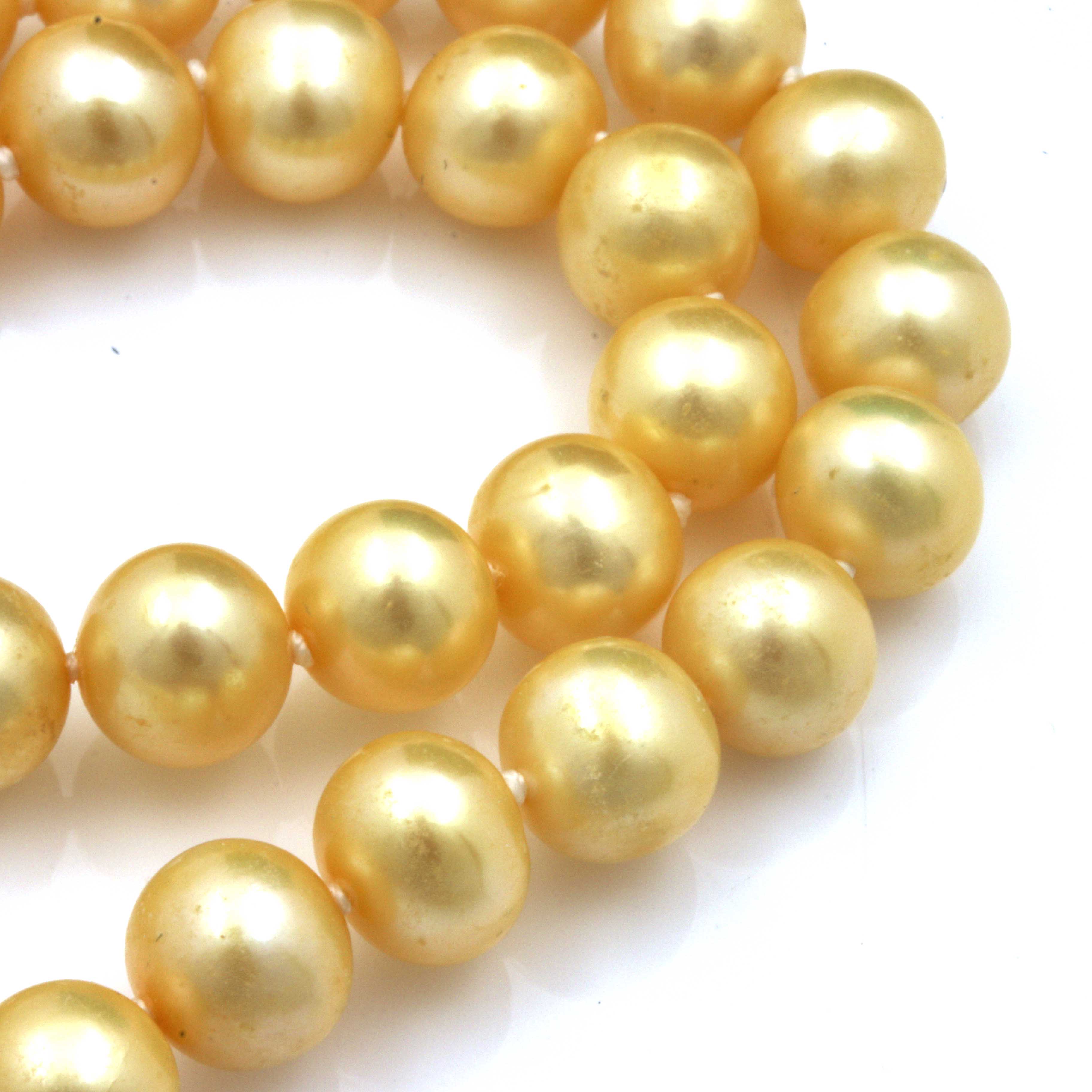 14K Yellow Gold Cultured Freshwater Pearl Necklace