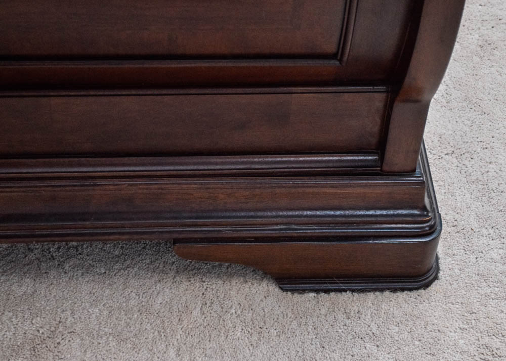 Havertys Orleans Collection King Sized Sleigh Bed