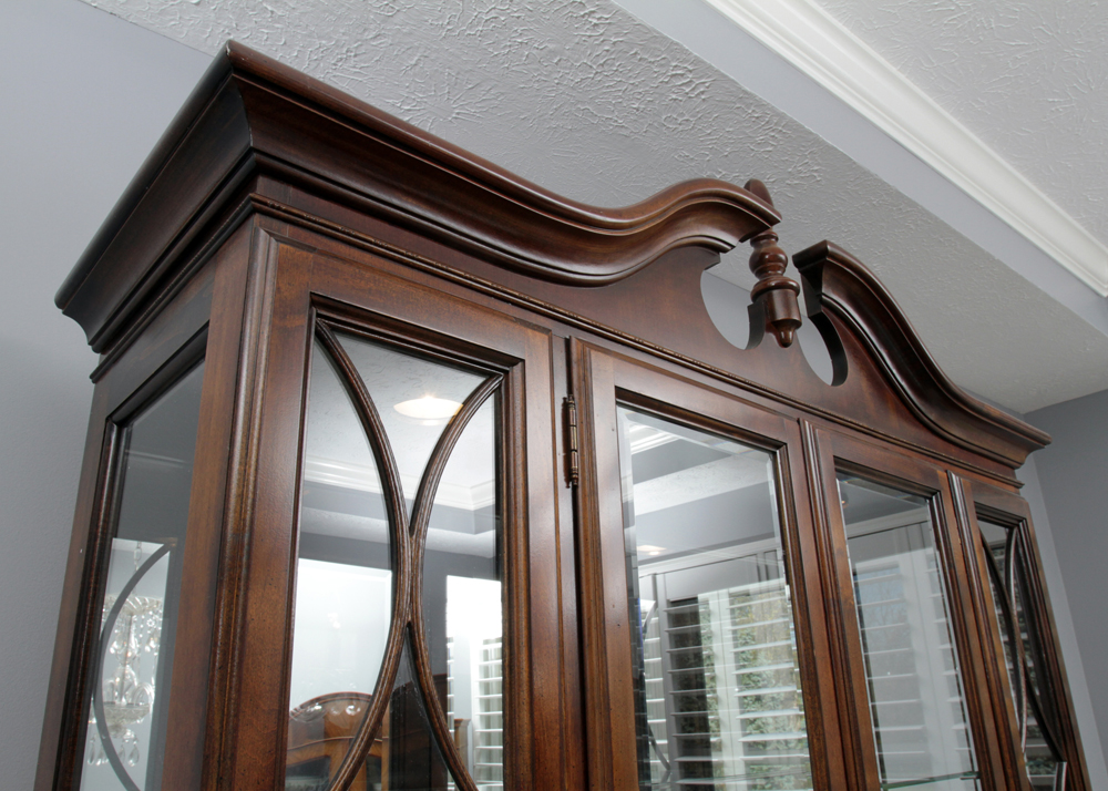 Hepplewhite Style Mahogany Finished China Cabinet by American Drew