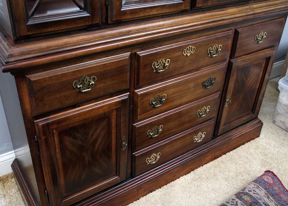 Hepplewhite Style Mahogany Finished China Cabinet by American Drew
