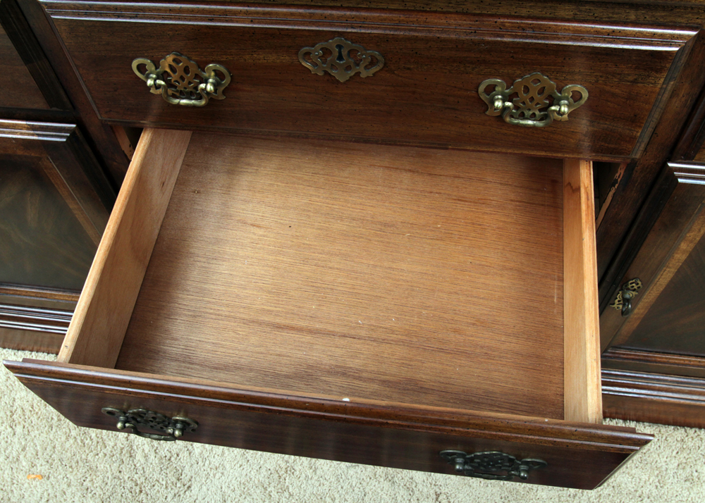 Hepplewhite Style Mahogany Finished China Cabinet by American Drew