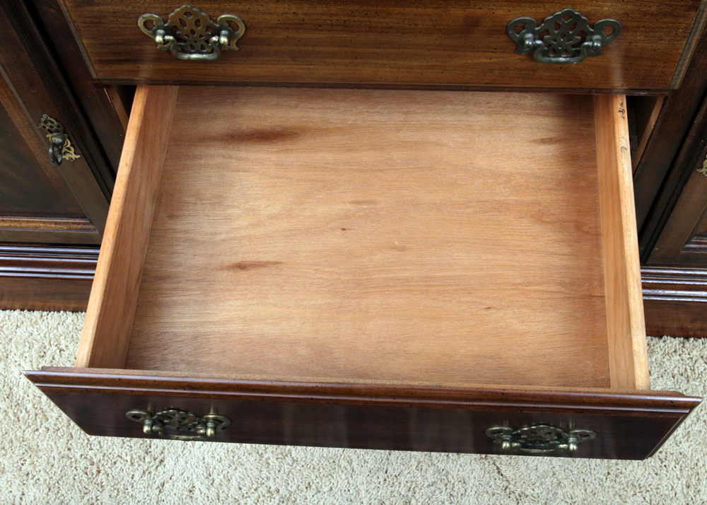 Hepplewhite Style Mahogany Finished China Cabinet by American Drew