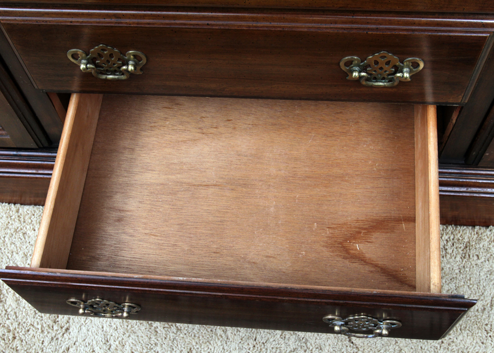 Hepplewhite Style Mahogany Finished China Cabinet by American Drew