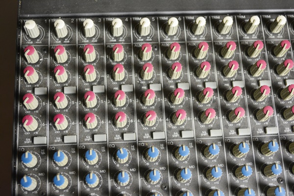 Mackie Mixer, Model CR1604-VLZ