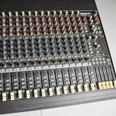 Mackie Mixer, Model CR1604-VLZ