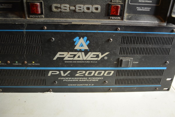 Peavey PV2000 Professional Stereo Power Amplifier and Peavey CS 800