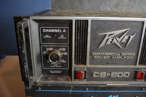 Peavey PV2000 Professional Stereo Power Amplifier and Peavey CS 800